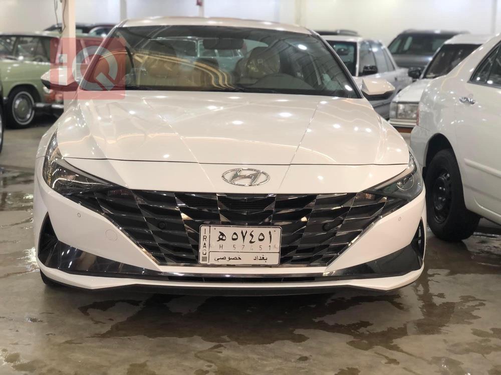 هیوندای ئەلەنترا
